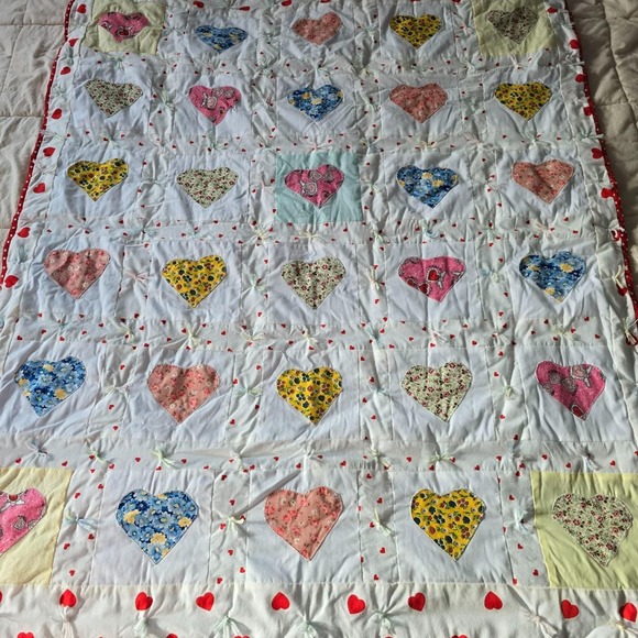 Handmade Child Quilt 40"x50" Patchwork Hearts Soft Homemade Throw Blanket - Picture 5 of 8